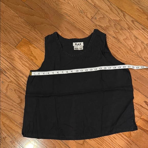 Flax Black Boxy Crop Tank Top - Picture 3 of 4